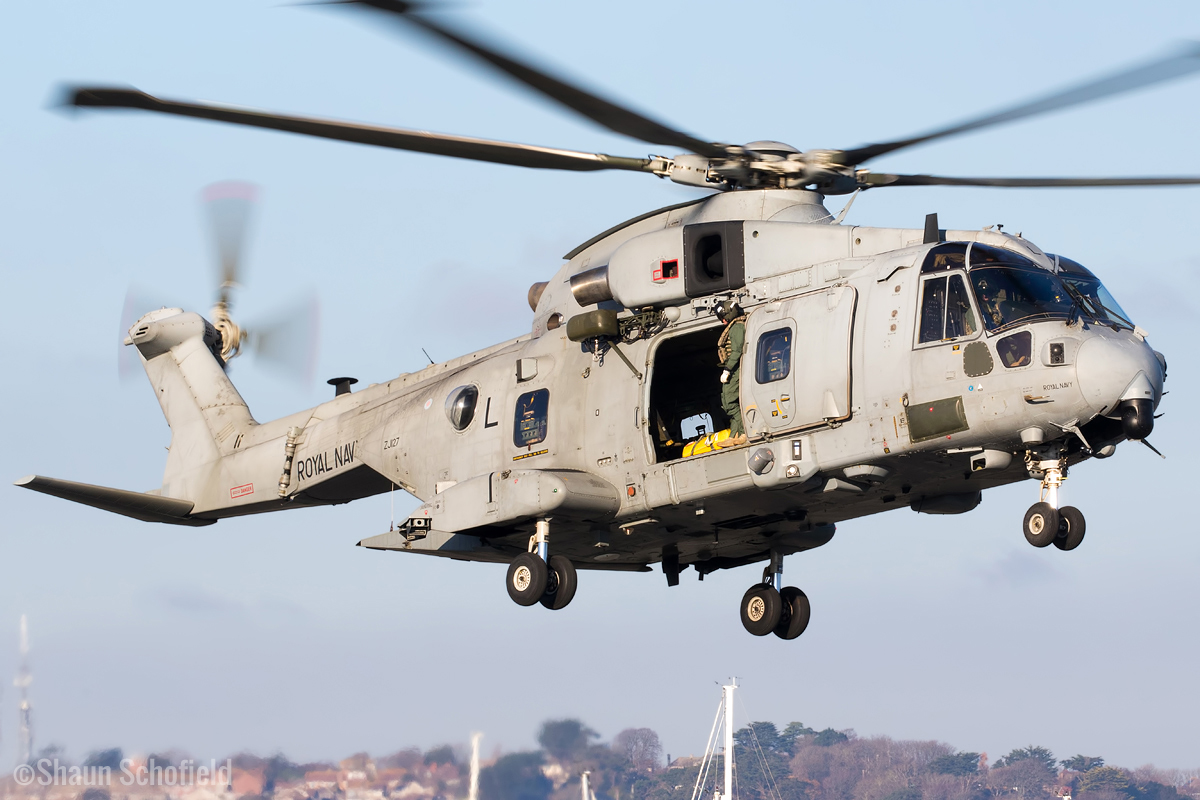 Shaun_Schofield's tweet photo. A selection of @845NAS and @847NAS cabs shot at Portland last week as CHF returned home for Christmas https://t.co/KjFZvPPjoK