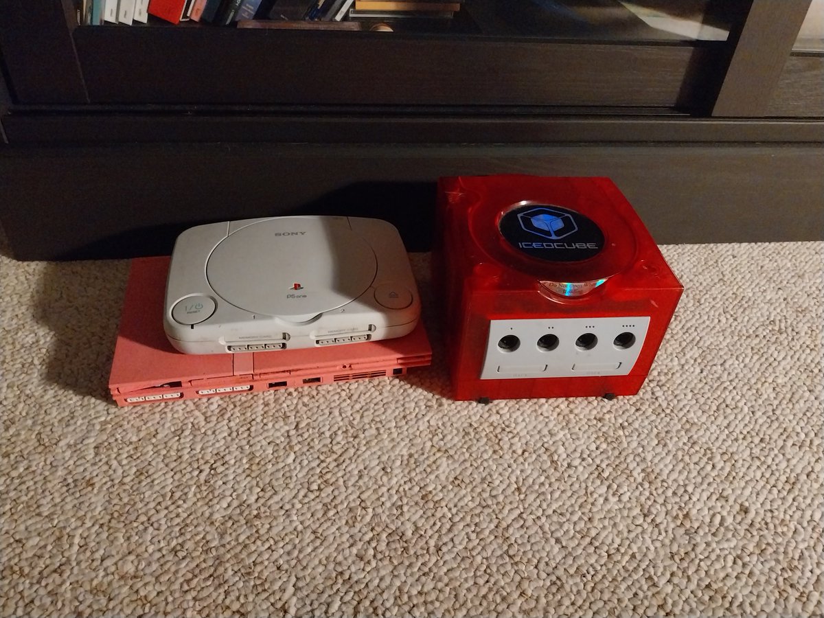 Hoppistella's tweet photo. Visited home after some while and took some of my old consoles home
Idk if they still work
The GameCube definitely 
But I doubt the PS1+PS2 do
Still nice having em https://t.co/uFEhPx6Wg8