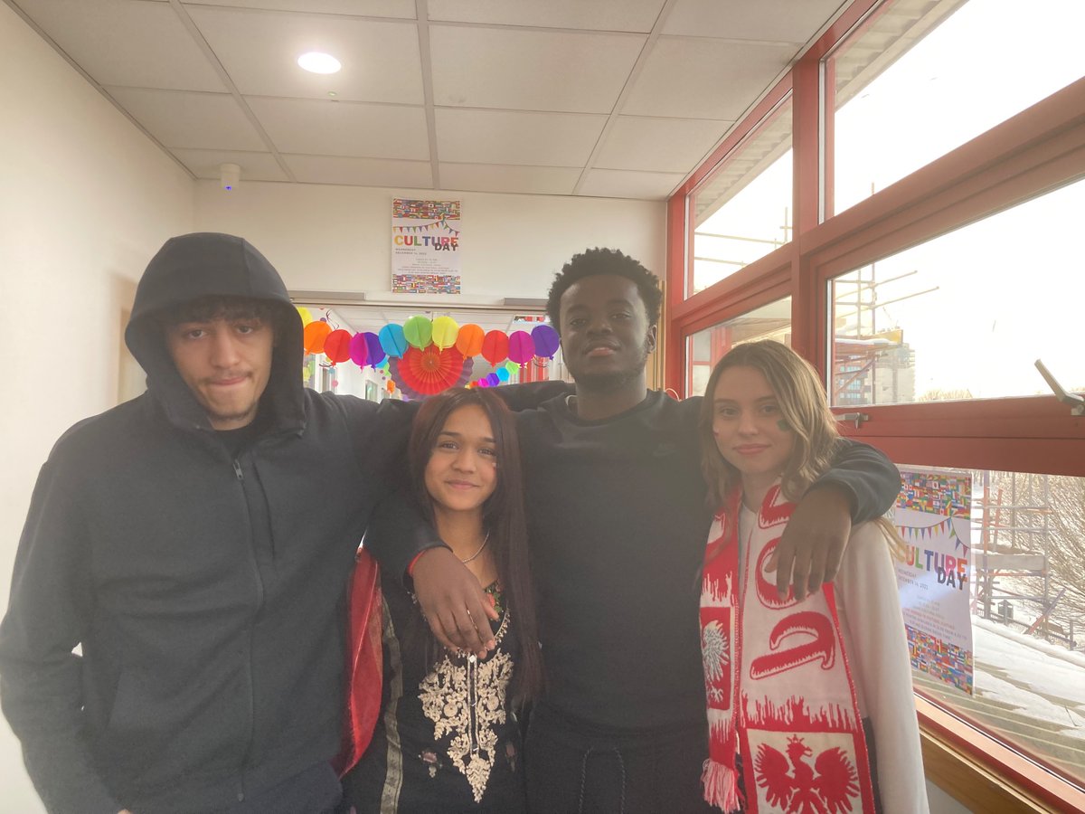 Harris Tottenham Sixth Form tweet media