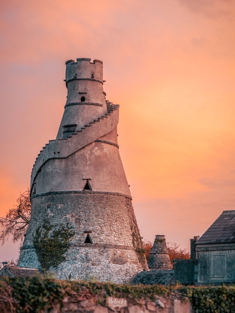 DeclanMalachy's tweet photo. It's been a colourful month up at the barn so far #thewonderfulbarn #leixlip #kildare #History https://t.co/3b4U55II6e