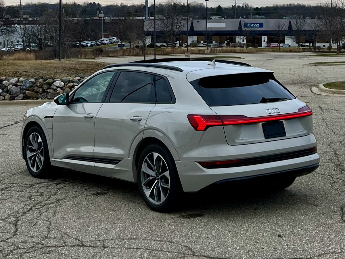 AudiAnnArbor's tweet photo. We can't stop staring at this Pre-Owned 2021 Audi e-tron Premium Plus that just arrived. #stunning https://t.co/b5aNKSP6sS https://t.co/Tj3SPYLn1f