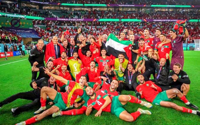 bukolasaraki's tweet photo. Over the last few weeks, the entire African continent has beamed with pride as the #AtlasLions of Morocco roared to a #FIFAWorldCup semi-final, becoming the first African team to do so. 

Today's result does not change that. Well done, boys. Africa is proud of you. https://t.co/f34eglsK1H