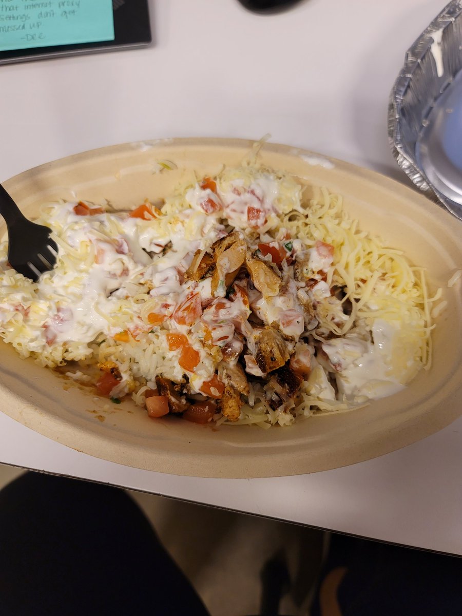 dmasc68's tweet photo. Treated myself today and...@ChipotleTweets ....you guys played me...$9 for a teaspoon of chicken. IKYFL!! Count your days. #chipotle #rationing #ihateyall https://t.co/qrm7ouWSv0