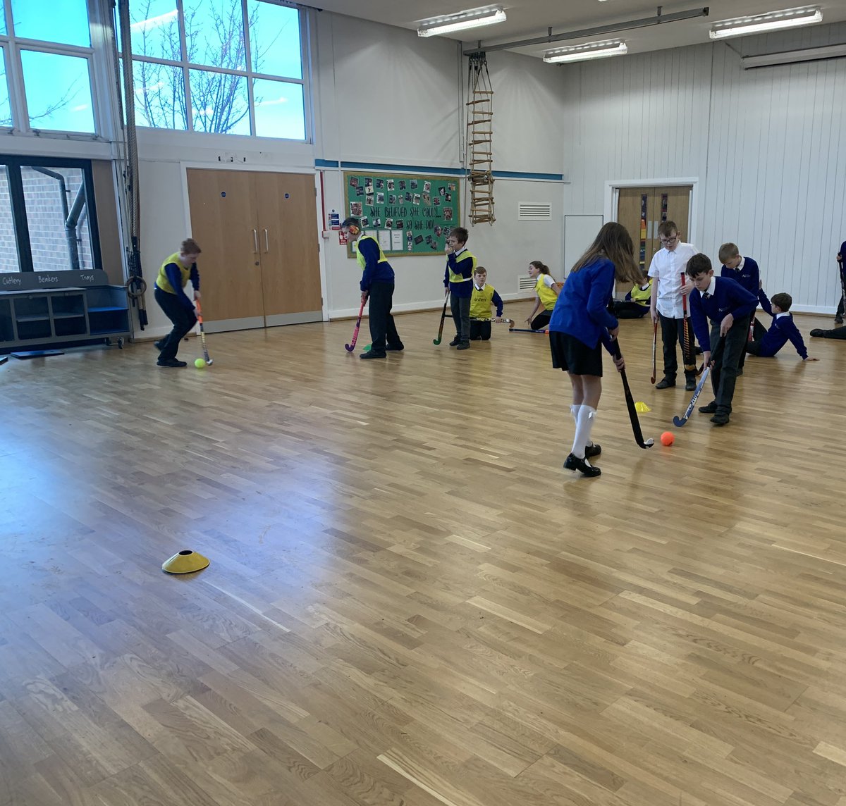DeltaHatfieldW's tweet photo. Y6🦩had a hockey lesson today. They learnt the basics of how to hold a hockey stick and control the ball🏑. https://t.co/7Sep9boNQG