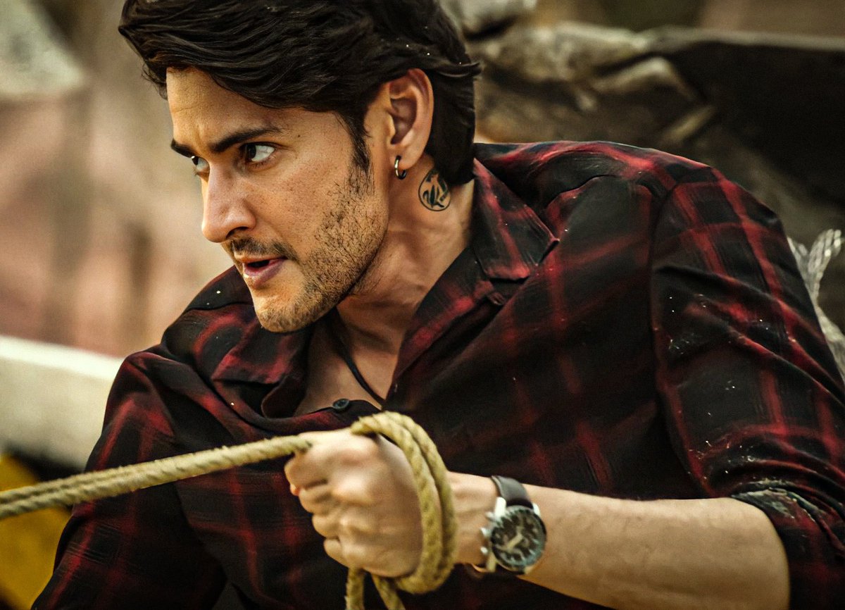 UrstrulyShiva_9's tweet photo. Longrun ka Amma Mogudu..😅
Teaser ki Inka View's Ravadam entra..🙏
Fake Views Yentha fast ga Vacchina..
Genuine response lo Unde Kikku ye Veru
Massive 50Million..💥🤙
#SVPBlaster
#SarkaruVaariPaata
#SSMB28 @urstrulyMahesh https://t.co/PUvIPkFnc9