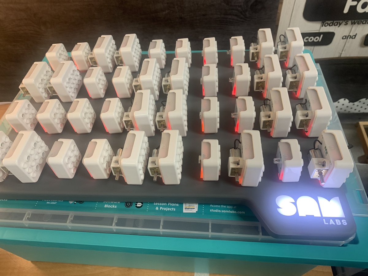 lauranylen's tweet photo. There has been a Blocky sighting! I can’t wait to find out what school in @ipsd204 Blocky is visiting! I wonder what he is up to? #204STEAM @lizkaleta @deccarius @SAMLabs #204BlockyAdventures https://t.co/TrZl1PTJeW