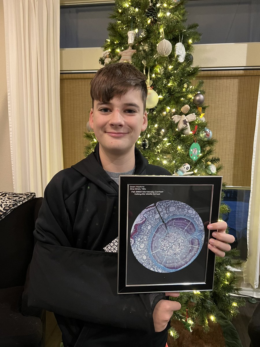 I love it when a T creates engaging learning opportunities for S.  Thank you Mr. Thomason <a href="/CmsColts/">Colleyville Middle School</a> for fueling this guys passion for science.  I love the Cellfies!  <a href="/davidarencibia/">David Arencibia</a>