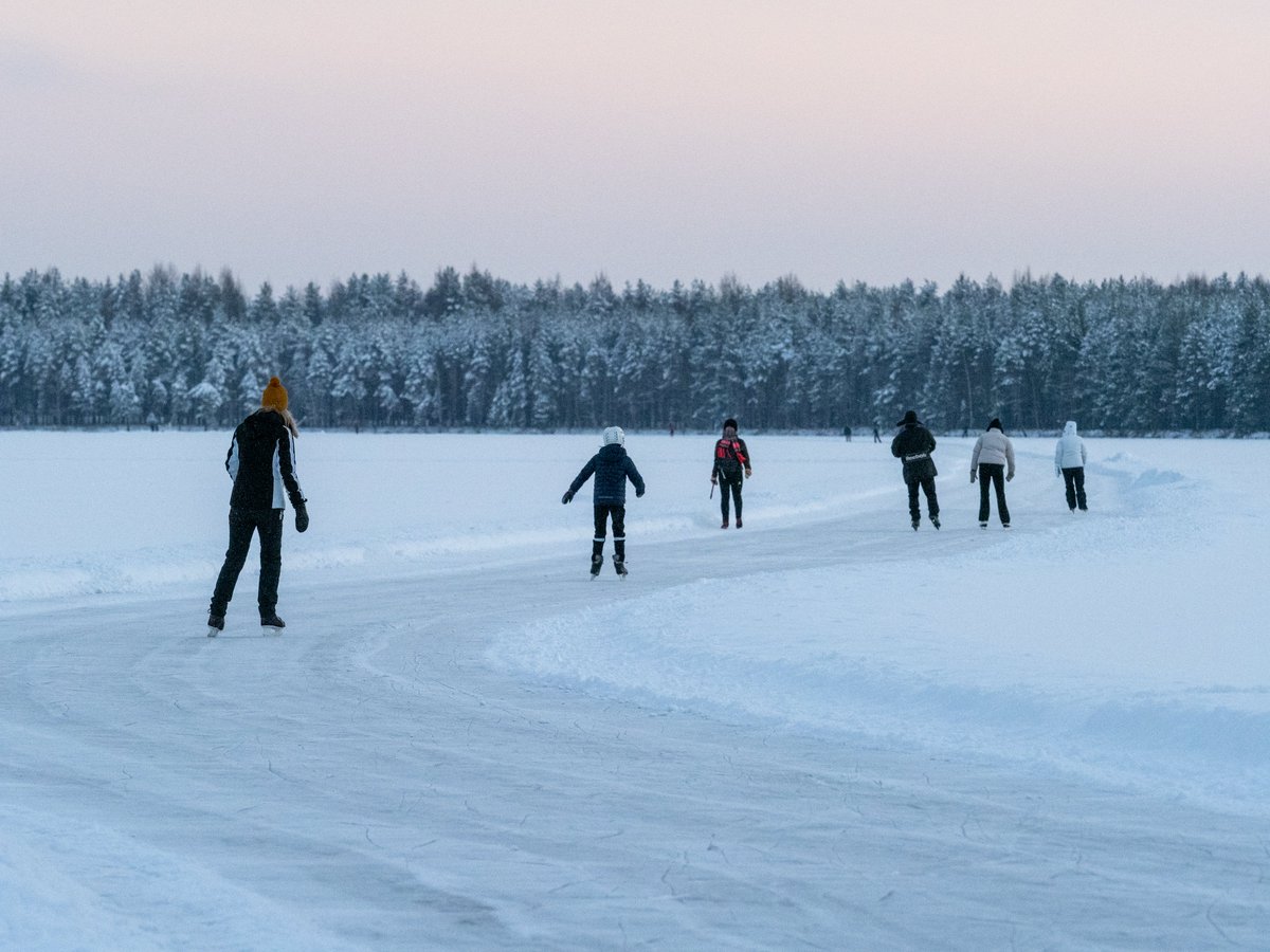 Pohjois-Karjalaan ensimmäinen kunnan ylläpitämä luonnonjään luistelurata? Saa jakaa ja allekirjoittaa kuntalaisaloitetta to 15.12. klo 23 saakka! 
kuntalaisaloite.fi/fi/aloite/29901

<a href="/PenttilaJere/">Jere Penttilä</a> <a href="/urheilugaala/">Urheilugaala</a> #luistelu #suomenliikkuvinkunta #urheilugaala #kontiolahti