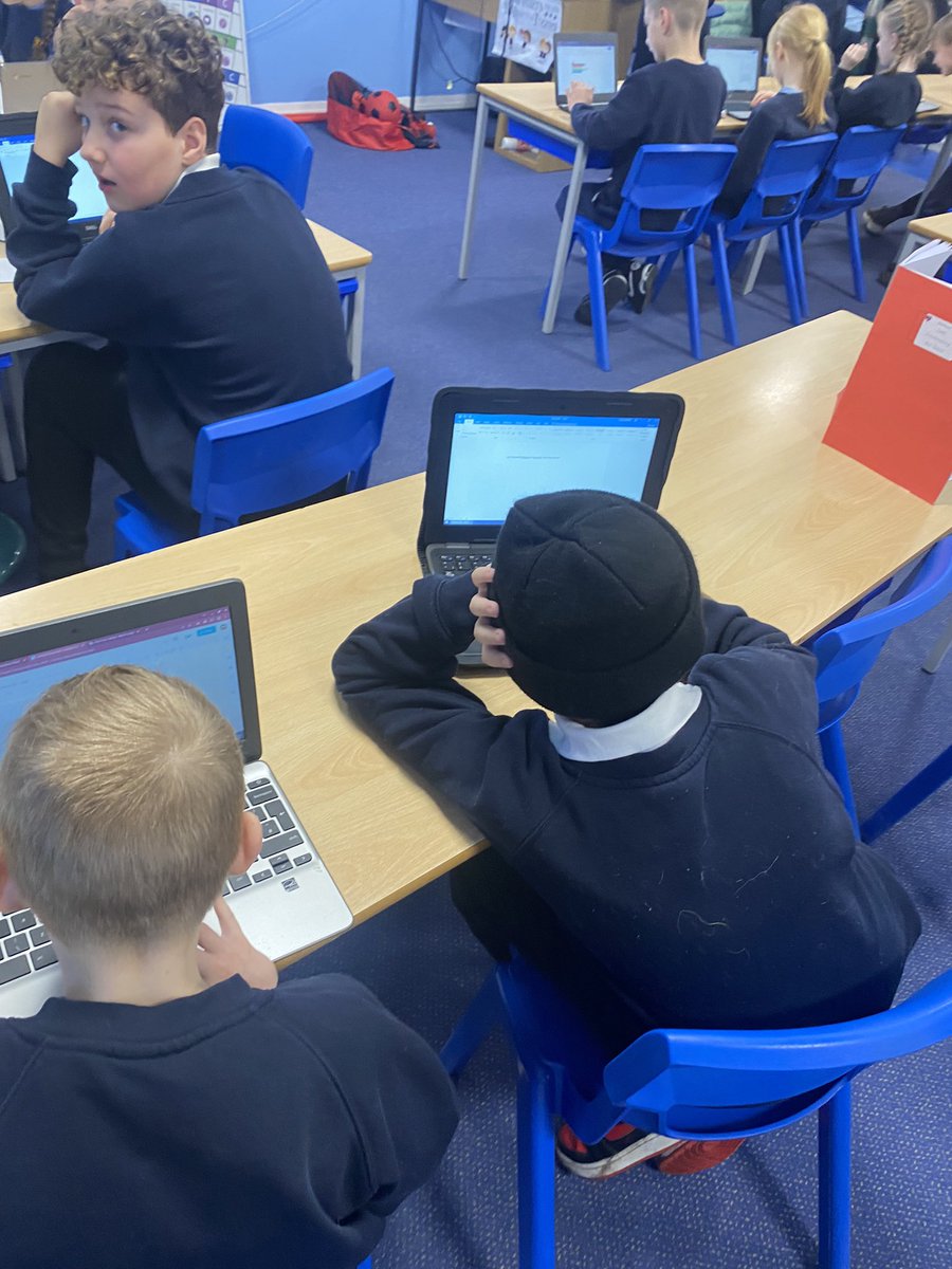 Foxes_RCP's tweet photo. Thank you @Y3Redgate for inviting us to your Christmas poetry workshop. We loved hearing all of yours poems which inspired us to have a go at creating our own 🎄#wecollaborate #RCPenglish https://t.co/vdqOmTstu1