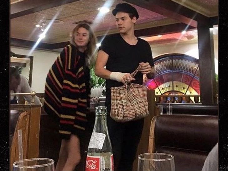 matildafolk's tweet photo. sorte do harry que a camille não é cantora se não já teria saído um all too well versao “devolve meu suéter seu viado” https://t.co/dy75uq7t4F