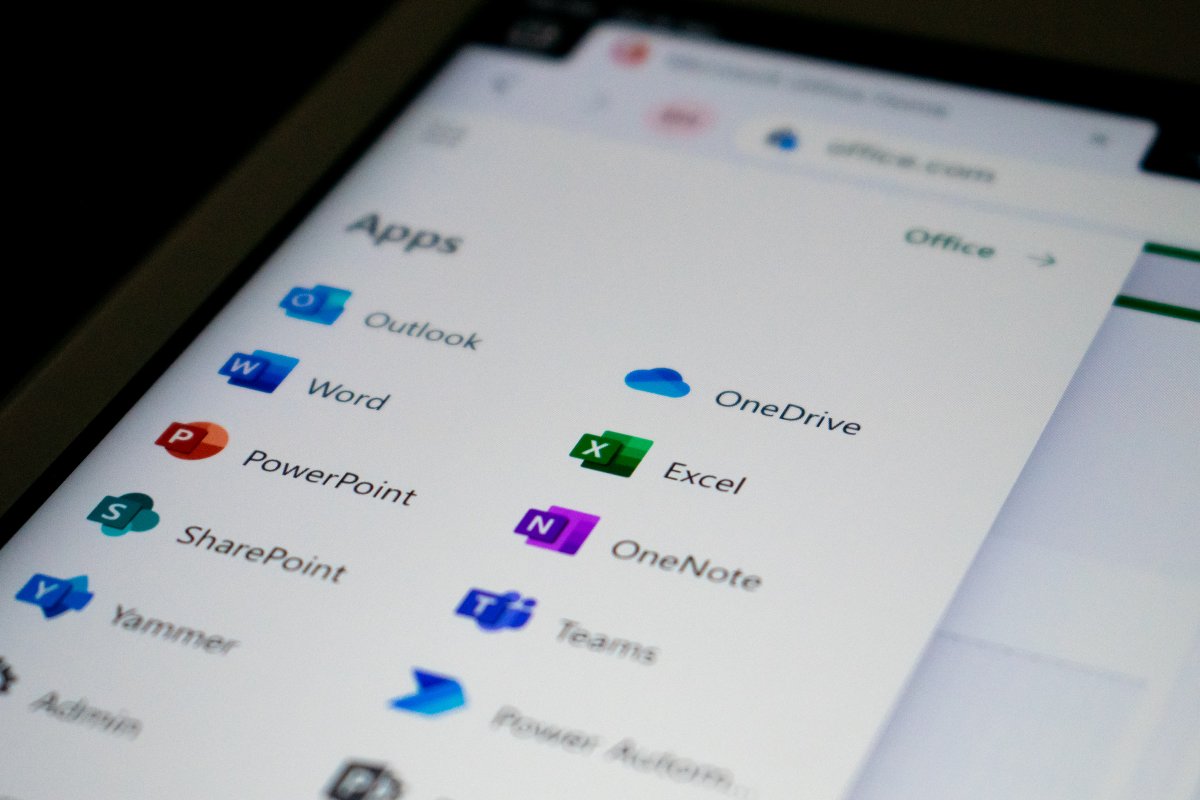 GoCloudtweeter's tweet photo. Although you may use Excel on a daily basis, there is always more to learn! Check out our top 8 Excel tips in our latest blog https://t.co/ERbiFKWuKq. https://t.co/5WyTgWcYYD