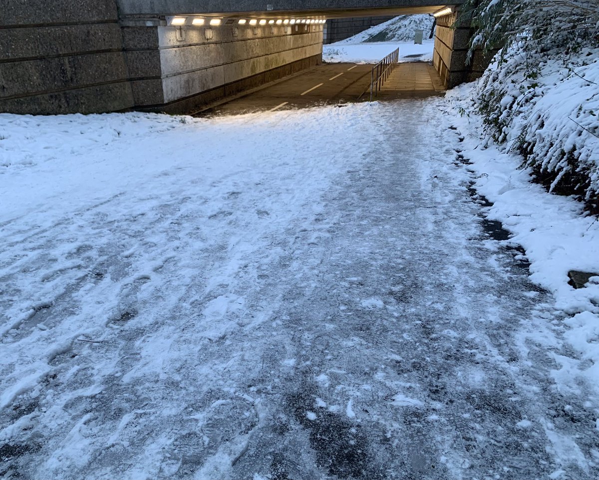 Is gritting just for grownups?
- or those with access to a car?
Children are left with icy pavements and cycleways.
So much for encouraging Active Travel to School! 
<a href="/sustrans/">i</a> <a href="/cyclinguk/">c lee</a>