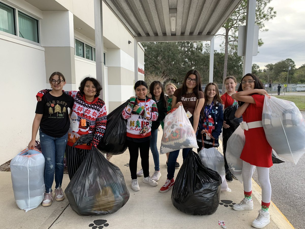 Thank you <a href="/Smsvcs1/">Southwestern Middle School</a> faculty, staff, and families for a successful blanket drive supporting <a href="/yourunitedway/">United Way of Volusia-Flagler Counties</a> and <a href="/theNHCWV/">The Neighborhood Center of West Volusia</a> . We ♥️ your kindness!!! <a href="/inspiredAP/">Jacquese Copeland</a>