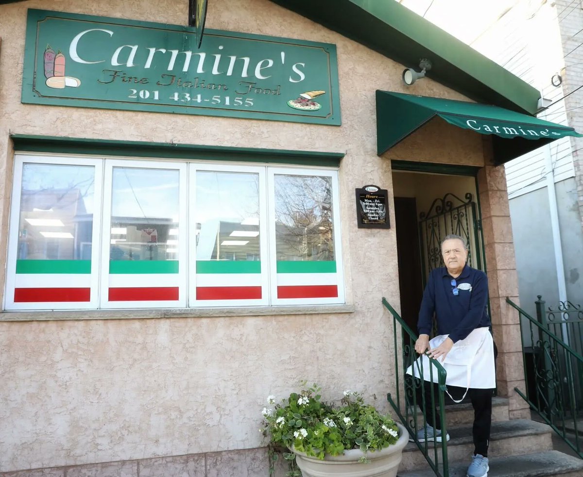 JerseyCity's tweet photo. Carmine Scalia opened Carmine’s Italian Deli at 165 Mallory Ave. in 1982. To this day it is a thriving place for hot lunches made fresh everyday and amazing sandwiches. Congratulations on 25 years of bringing authentic Italian food to #JerseyCity.
#JCstorefronts https://t.co/rjLRGsHeKm