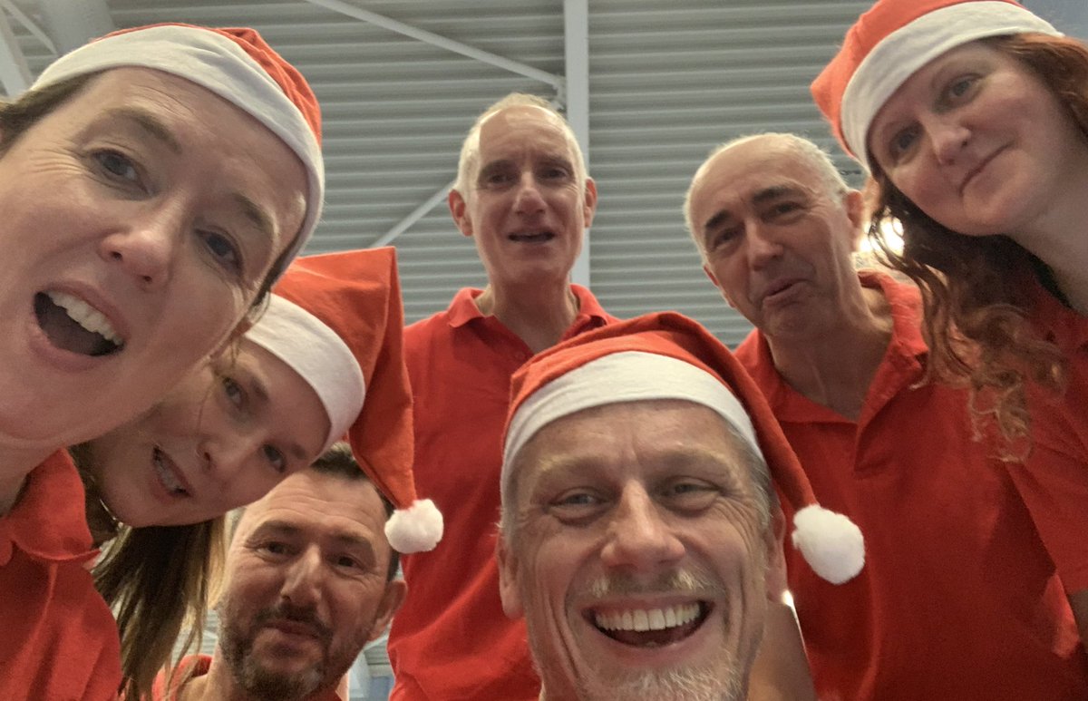 A podium finish (3rd place) for the @CanterburyCCUni SMT+ team at @CCCUSport’s Vice Chancellor’s Christmas Challenge🎄🎅🏅🏅🏅🤾‍♀️🤾🤾‍♂️ As always, a fantastically well organised event for our Uni community to make us #CCCUproud Here’s the team selfie - we’re ‘flushed’ with success!