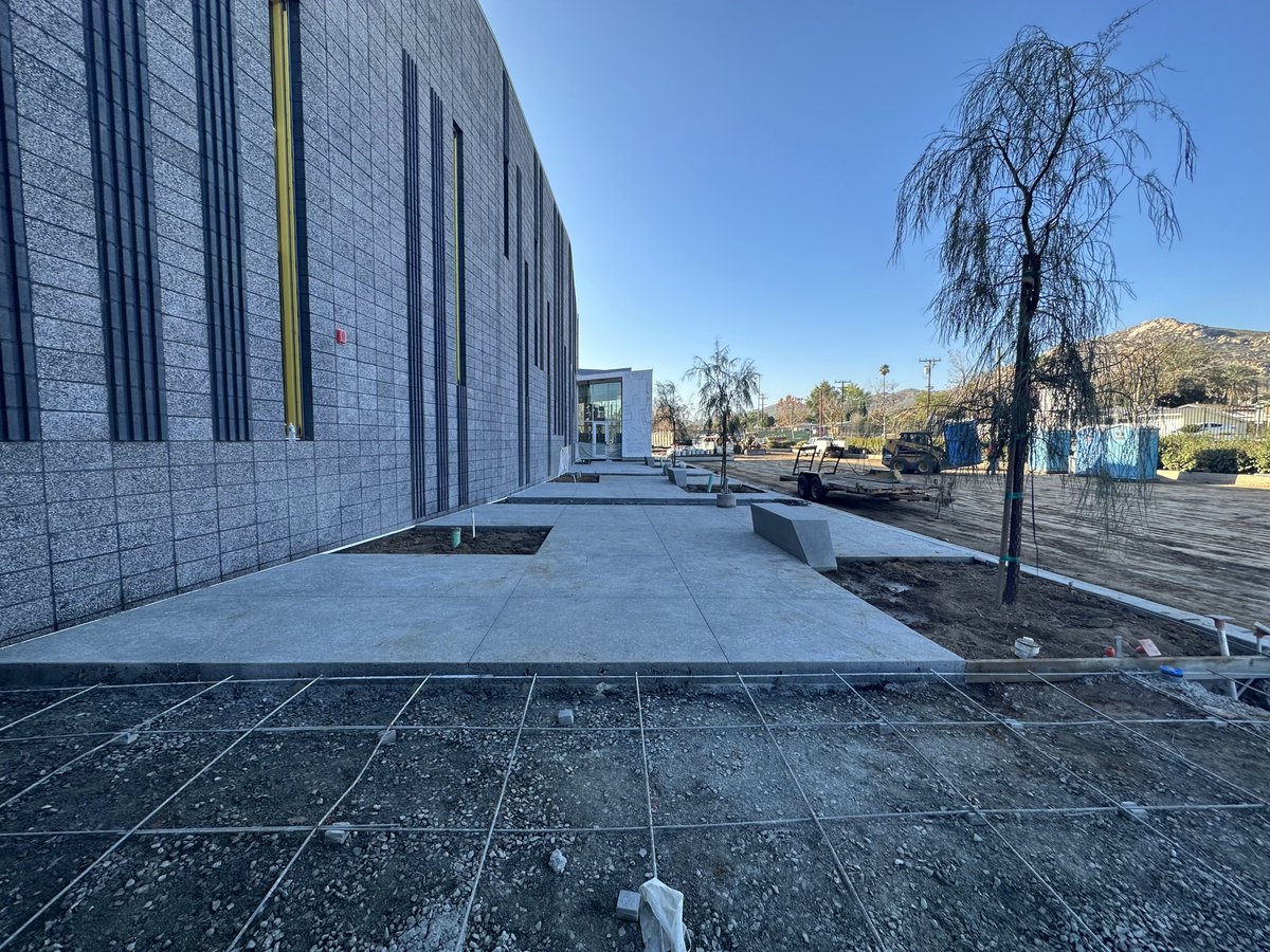 jusdplanning's tweet photo. UPDATE @Rubidoux_JUSD Concert Hall Project:

Site concrete and landscaping are still continuing. Interior finishes are also ongoing. https://t.co/2TuhkorJgW