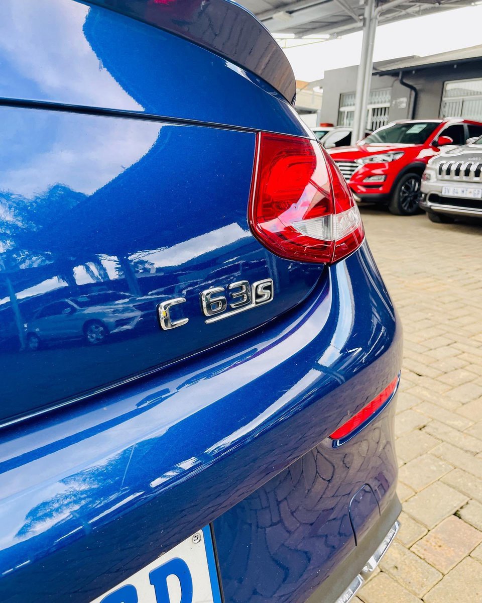 Hemtonick_'s tweet photo. 😮‍💨💙

Selling for R999,995 https://t.co/6A1H0J4HYP
