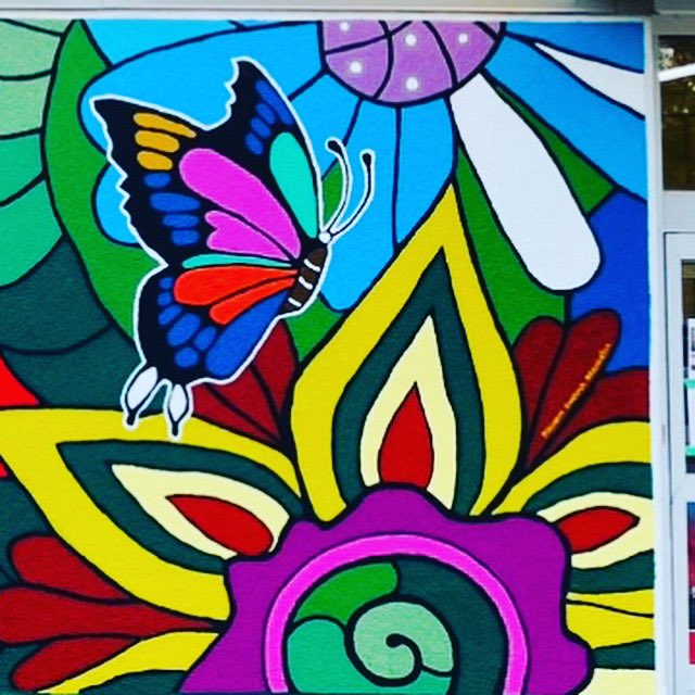 RangRiva's tweet photo. 'Spring' Mural is first of a kind AR (Augmented Reality) activated Artwork in Burlington! 

Address - Central Recreation Center, 519 Drury Ln, Burlington Ontario

@cityburlington @cobaltconnects
@paparizoangela #artivive
#Mural #Canada #RangRiva #Painting #burlon https://t.co/WtxkYtTZ3p