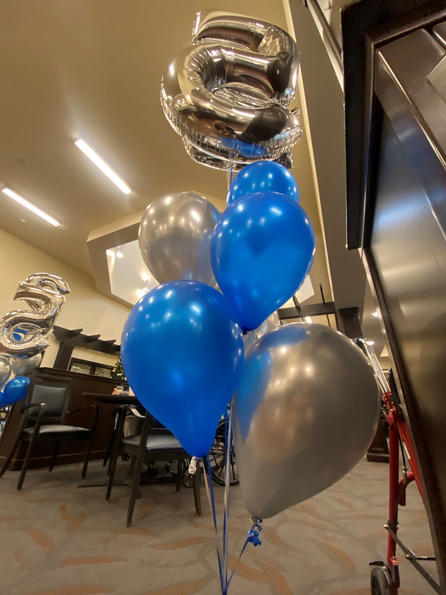 OaksatBelmont's tweet photo. This week residents and staff celebrated 25 years of Trilogy! We indulged in donuts, cake, danishes, sparkling grape juice and good company! Here's to 25 more! #WhyITrilogy #TrilogyLiving #TrilogyWay https://t.co/BbD8W1Evy4