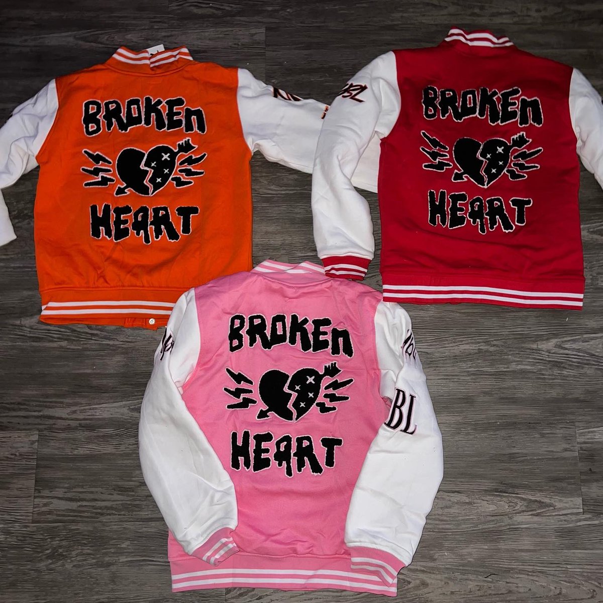 _1marcc's tweet photo. Shop the new gear🚨‼️ available now https://t.co/R89yOo6dJe
