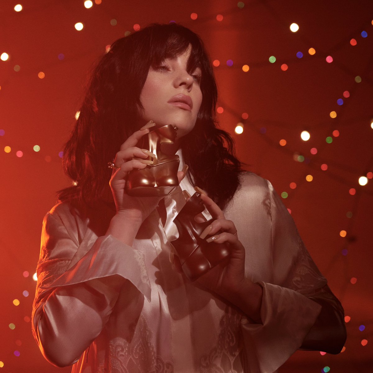 Today is the last day to place an order in time for Christmas 🎁 Enjoy free shipping on all billieeilishfragrances.com orders until midnight PT ✨