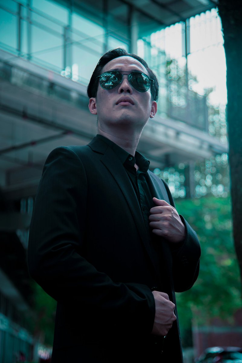 M_R_Studio's tweet photo. Mafia theme ... Tapi dah mcm termasuk pose yakuza ... Maybe sebab muka asian.

Full artwork at pinterest (monster rain studio)

#art #creative #dslr #inspiration #monsterxanmempire #monsterstyle #myeditingskill #malaysianphotographer #photographer #photography #photoshop https://t.co/s9xB5Tcwzo