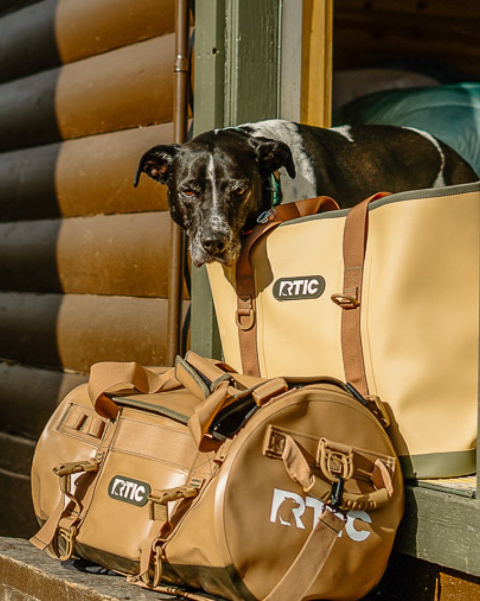 The <a href="/RTICCoolers/">RTIC Outdoors</a> tote bag has insulated, puncture-resistant material that will last for years to come! Be sure to check out our complete gift guide for the holiday's on our webpage 🎁 bit.ly/3ABuOiF
#GOxGearUp #giftguide #holidaygiftguide #totebag #bag #campinggear