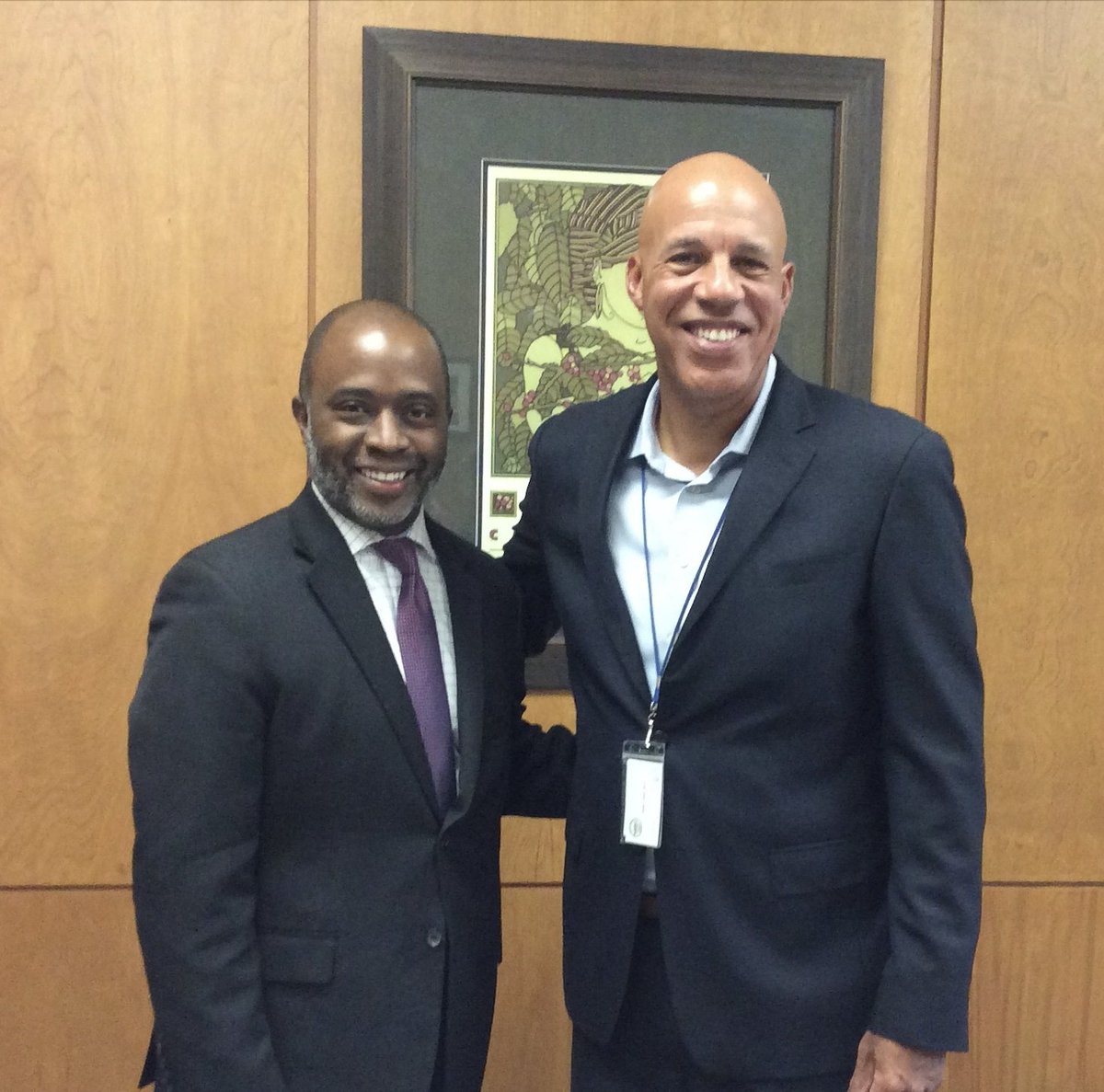 MtDiabloUSD's tweet photo. #MDUSD and @mraclark29 are pleased to host @TonyThurmond in our District this morning, as they visit with families of chronically absent students. @CADeptEd plans to release guidance to Districts on this issue soon and will co-host a webinar series on it. https://t.co/kYAz5acSZx