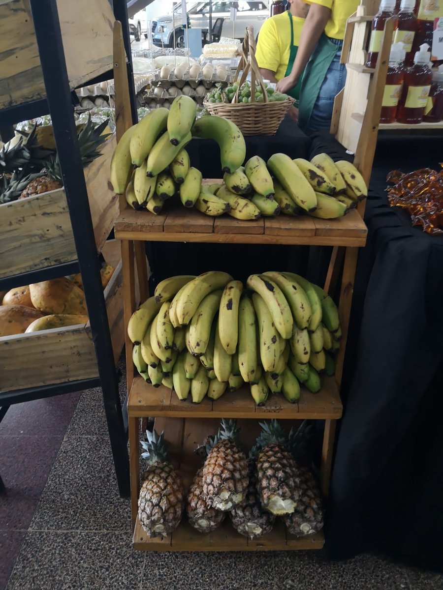 magparaguay's tweet photo. Feria "De Raíz" del Ministerio de Agricultura y Ganadería en el Shopping Multiplaza #MAG #LoNuestroPrimero #ParaguayDeLaGente https://t.co/kBdtTZH4Gd