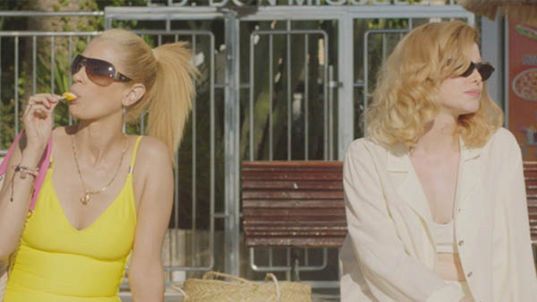 SÓC VERTICAL PERÒ M'AGRADARIA SER HORIZONTAL, de <a href="/quein_/">Una pava</a>:

"María Cabot ha regresado con una película sorprendente que aúna muchas de las tensiones de la contemporaneidad". #SocVertical