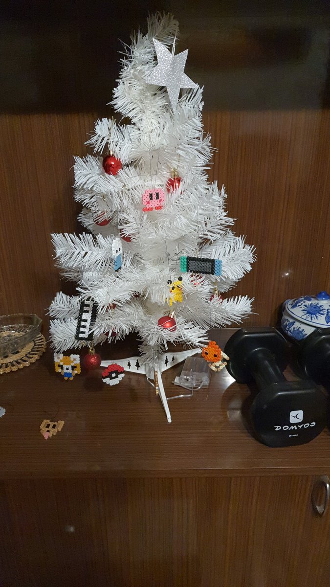 hamabird_art's tweet photo. Adornitos para el árbol 🥰🥰🥰 https://t.co/Xw8qBmmOPw