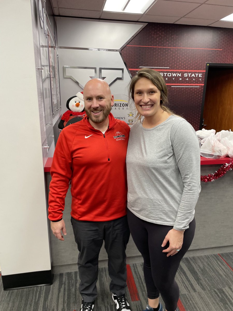 Coach Heidi tweet media