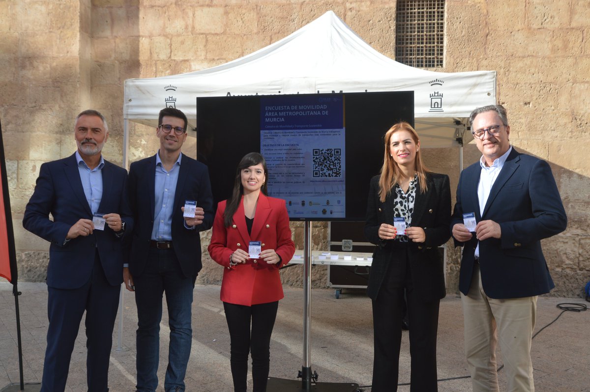 Seguimos tendiendo la mano al Ayuntamiento de Murcia para que se incorpore al Plan Metropolitano como la mejor solución técnica de la #movilidad en el cinturón urbano de la capital. 
Hoy apoyamos y felicitamos la encuesta de movilidad que realiza <a href="/UCAM/">UCAM Universidad</a> 
onx.la/f6e42