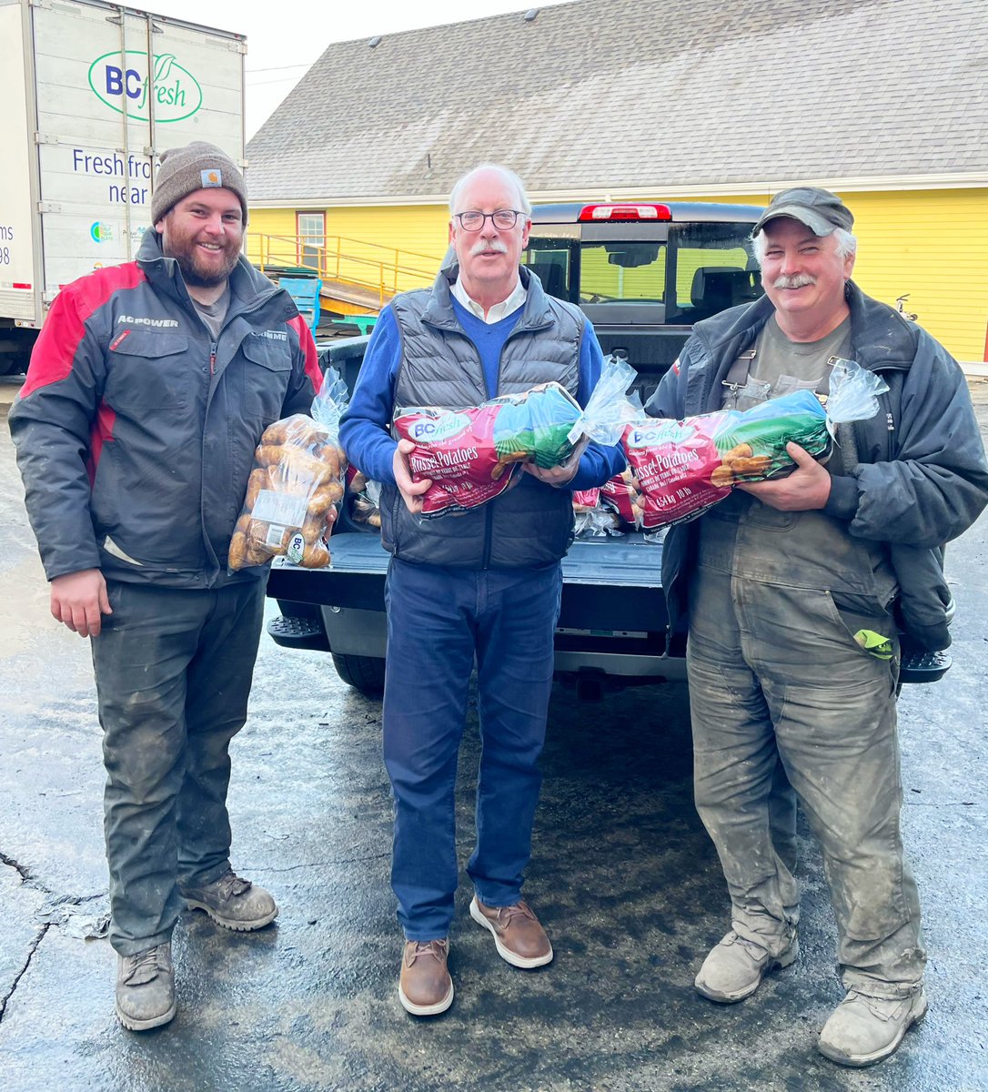 Ian Paton 🇺🇦 on Twitter "300 lbs of beautiful Delta Russet potatoes