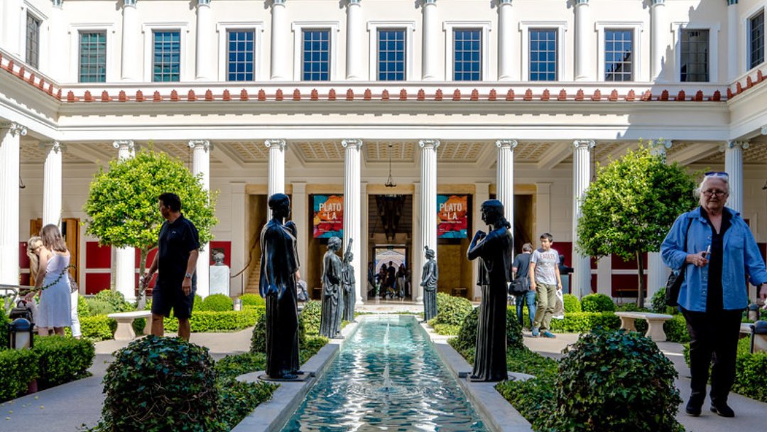 arionjournal's tweet photo. J. Paul Getty was born on this day in 1892. Arion invites you to look back to its fall 2006 issue and Peter Meineck’s review of Hippolytus at the Getty Villa here: https://t.co/MdbhCXiulo 

#GettyVilla #ClassicsTwitter #Hippolytus https://t.co/uLdFsQkr1J