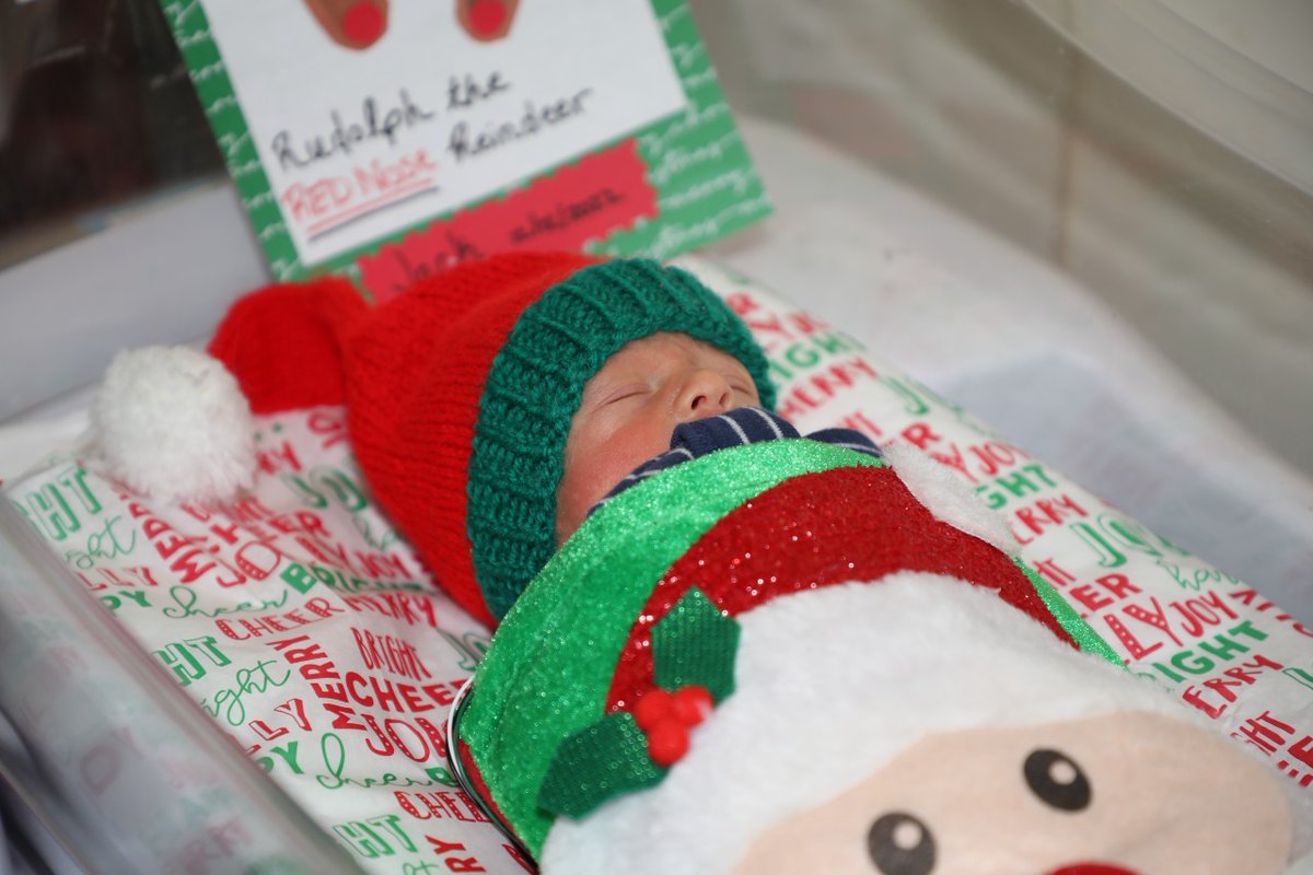 UNCHealthRex's tweet photo. HEARTWARMING β€οΈπ | Babies at the UNC Health Rex Women's Center NICU were dressed in holiday hats and stockings on Tuesday. Take a look!
#rex #rexbaby #holidays #nicu https://t.co/kndMko46IT
