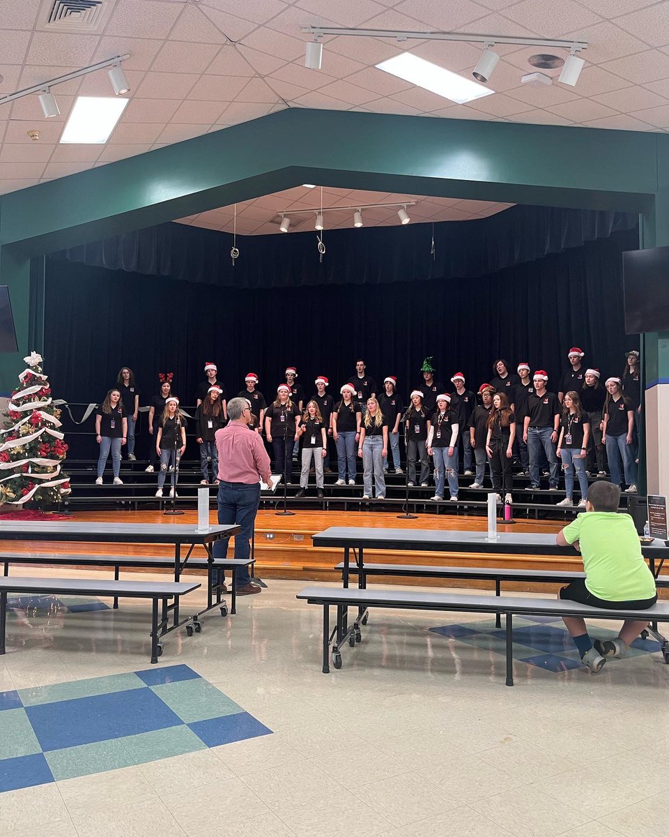 Midway High School Panther Choir tweet media