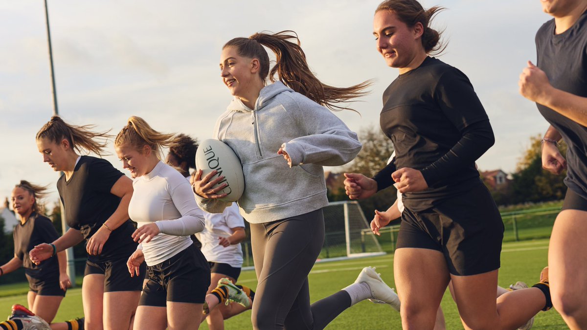 makeitmatta's tweet photo. Our @Clinique_UK x Women’s Rugby campaign is now live &amp; club sign ups are open ☑️ 

To be in with a chance of receiving a support package worth up to £10,000 for your rugby club sign up here ✍️

https://t.co/UKkABxmeHm https://t.co/IwX5KCB3LG