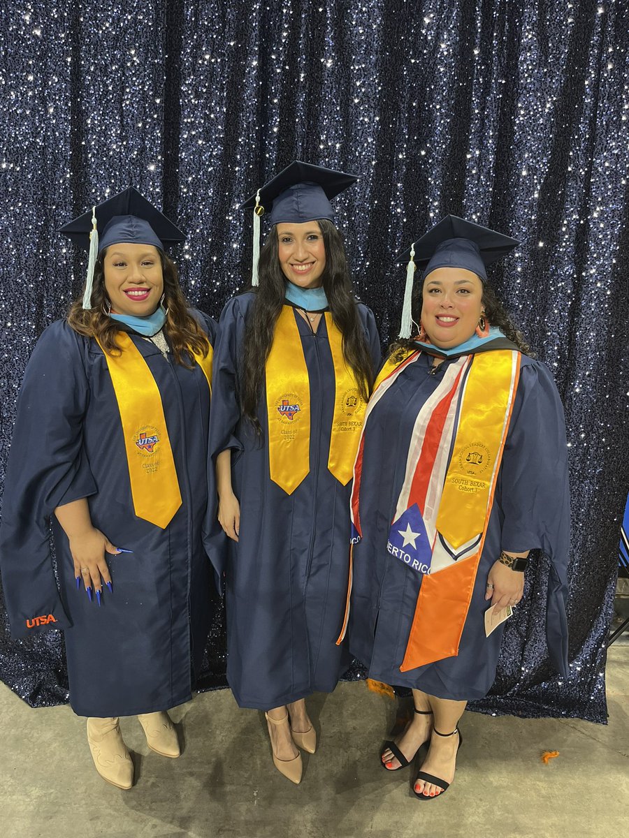 MrsEscosClass's tweet photo. #Done Thank you to my wonderful support system and all of my spectacular professors @TeamELPS  #UTSA #MEEPMEEP https://t.co/79M4Za6hKt