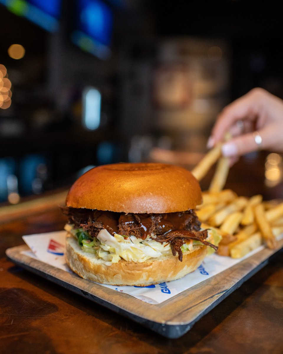 Pull up on this pork 🐷 lunch is served 🍽

📸BBQ Pulled Pork Sandwich: slow roasted pulled pork, coleslaw on brioche bun