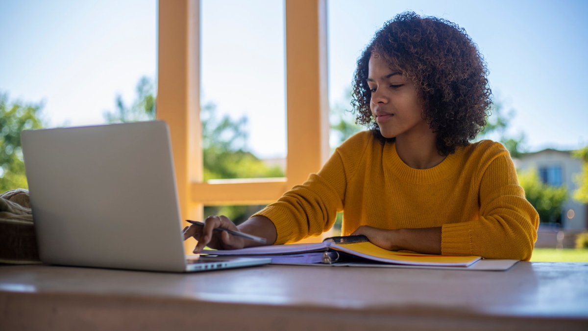 McMasterIT's tweet photo. Tell us a better feeling than reading all updates on our fav MS365 apps in 5 mins or less. 😌
We're waiting! 🤗

Check out the latest 5-min read articles for @McMasterU #MS365 users here: https://t.co/QDpd05TrVv @MacSSC #McMasterIT #McMasterUniversity https://t.co/VZAJIv7aeZ