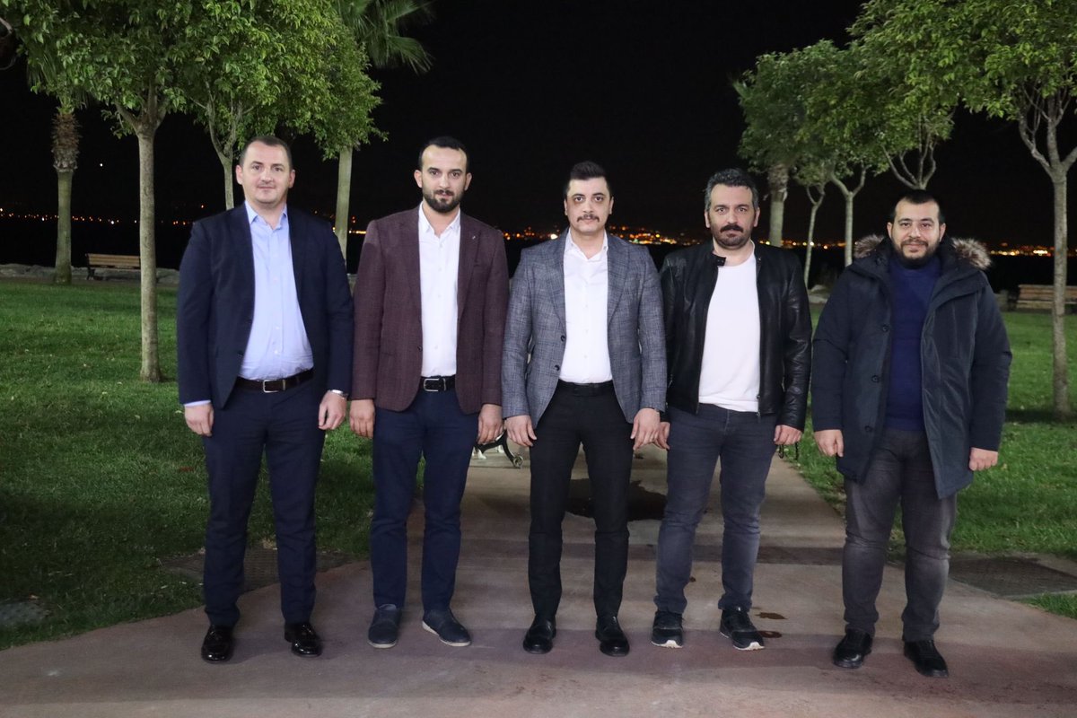 caglayancgty's tweet photo. Kuruluşundan bugüne Darıca gençlik kolları başkanlarımızla buluştuk.

Her zaman el ele gönül gönüle hep birlikte 2023’ e ! https://t.co/mgP73Y64kE