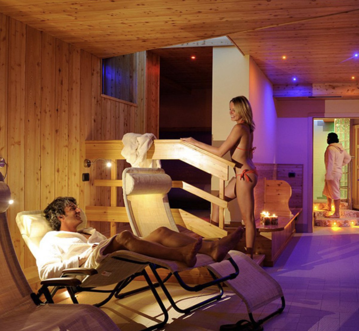 In #Trentino, in Val di Fassa, c'è un luogo speciale per grandi e piccini che renderà perfetta la #settimanabianca sulle #Dolomiti: stiamo parlando dell'Hotel Andes Family &amp; Wellness!
👇
bimboinviaggio.com/accomodation/h…
