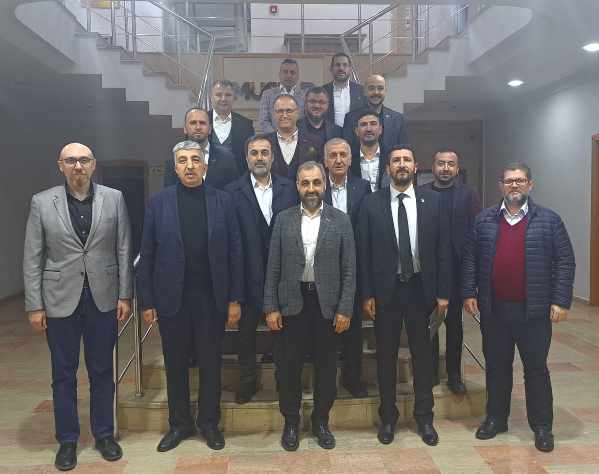 KonyaLonca's tweet photo. Organize sanayii ve şehir merkezi arasında trafik ve ulaşım konuları ve çözüm yolları konuşuldu ve  istişarelerde bulunuldu.

Ev sahipliği için Müsiad Konya Başkanına ve Katılımları için Tüm başkanlarımıza Teşekkür ederiz.

#konyalonca #müsiadkonya https://t.co/9vw31yXnGy
