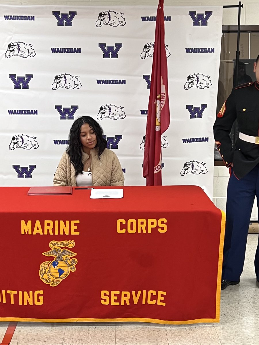 EricHamilton124's tweet photo. Congratulations to Andrea Ortiz-Hernandez for graduating early and joining the Marine Corps! https://t.co/CUTpMVTZcz