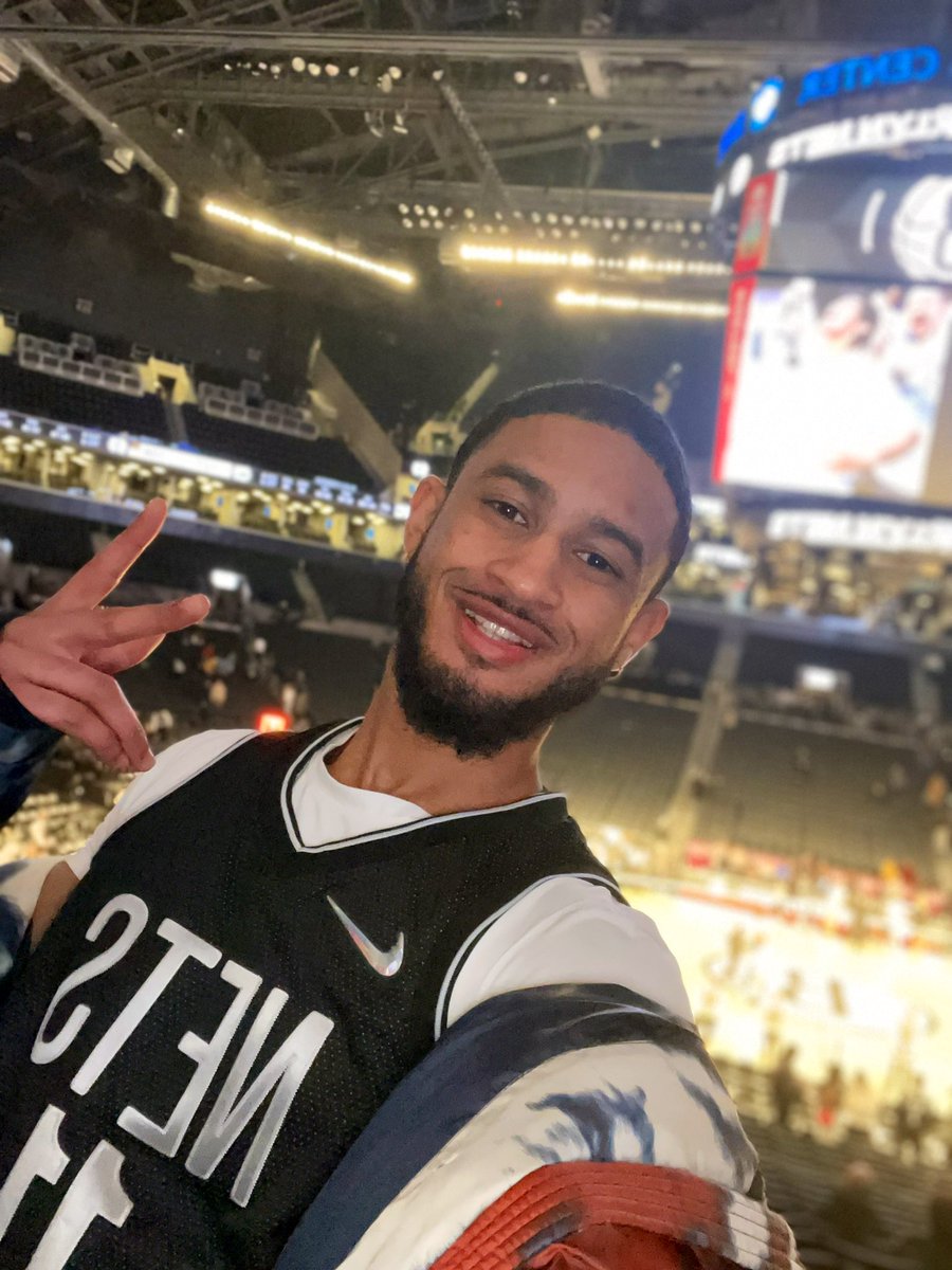 _king_cuts_'s tweet photo. Thank god and live free  #NBAJerseyDay https://t.co/cc6Div13Fv