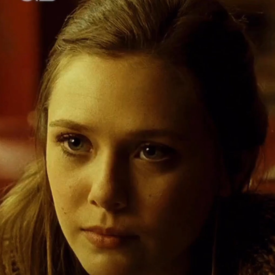 - Bunu yapmayı nereden öğrendin? 

- Her zaman gözlerine güvenemezsin. Sihrin büyük kısmını yanlış tarafa bakarak yaptın. Şapkadan tavşan çıkarmanın tek yolu oraya önceden koymaktır.