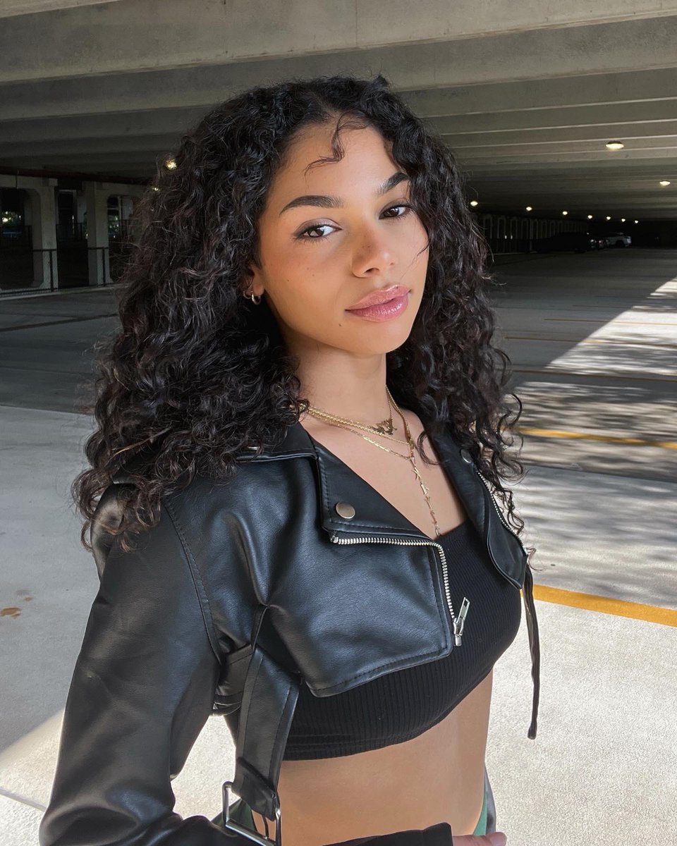 ﾟ*.｡🧜🏾‍♀️ on Twitter: "RT @soullig: hi"