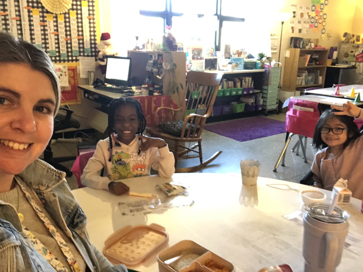 I love when I have lunch buddies! #amcardinals #isdstrong