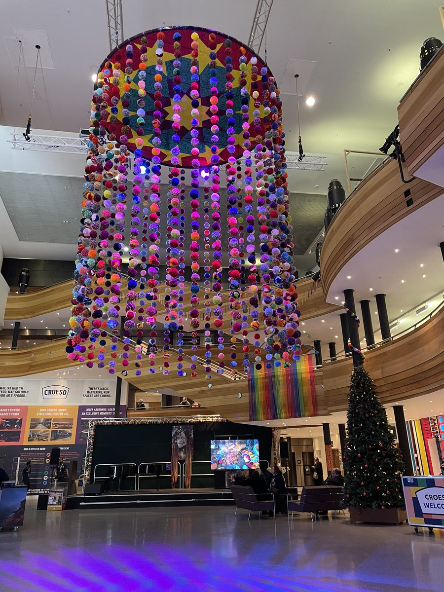 AledLloyd (@aledlloydrees) on Twitter photo Love love love the display by Naz at <a href="/theCentre/">Wales Millennium Centre</a> pom-poms galore #December #December2022 #cardiff #caerdydd #celf #celfyddau #Christmas Love love love the display by Naz at <a href="/theCentre/">Wales Millennium Centre</a> pom-poms galore #December #December2022 #cardiff #caerdydd #celf #celfyddau #Christmas